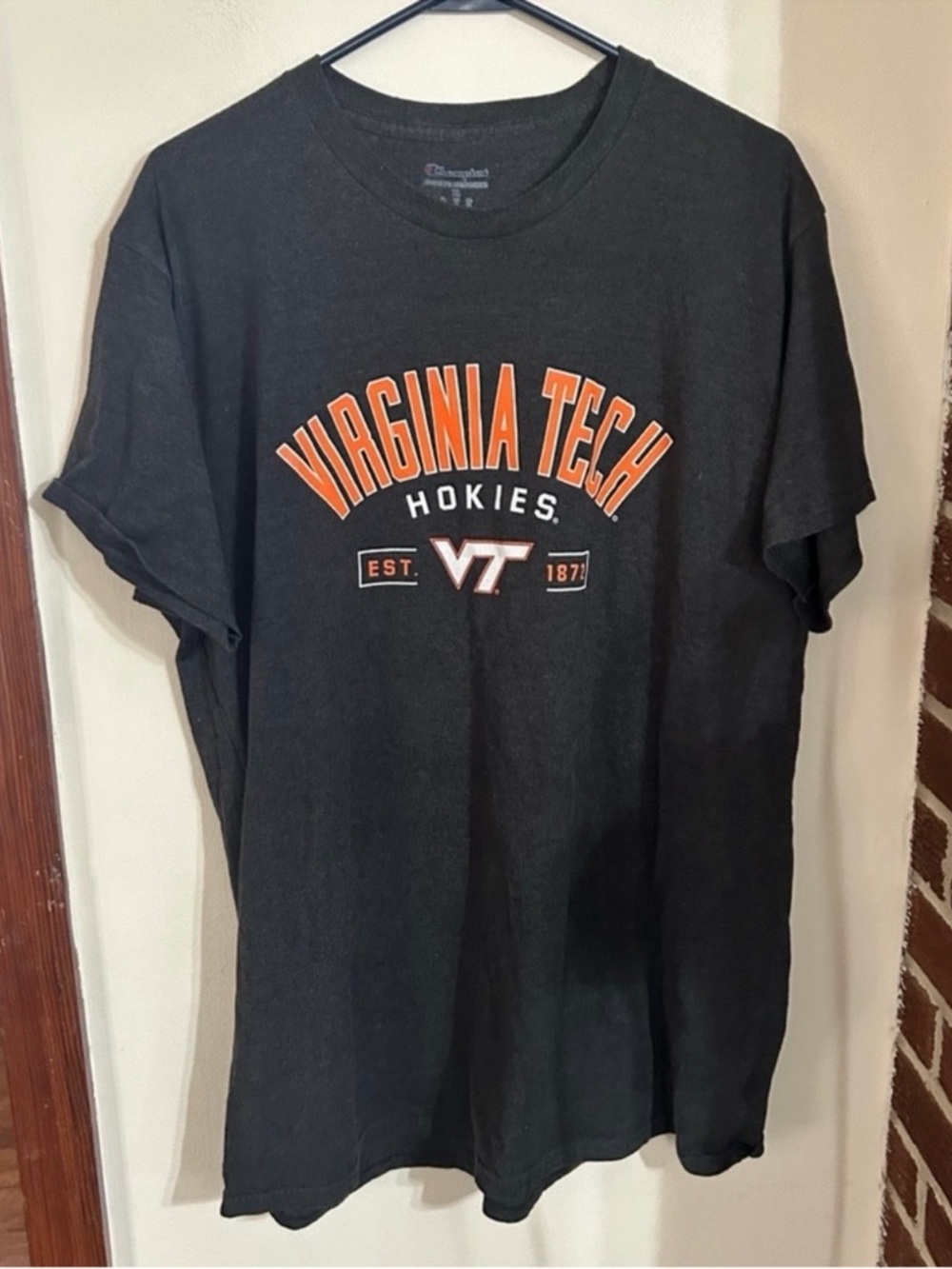 Champion Virginia Tech Size XL Black Tee with Orange VT Logo